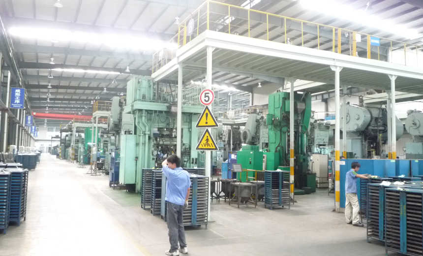 Pulvermetall CNC Pressen Produktionsbereich